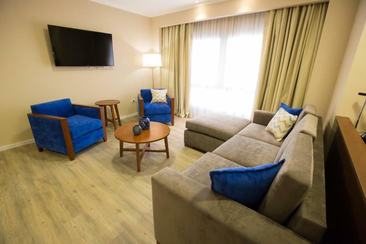 Platinum Casino Hotel Charata